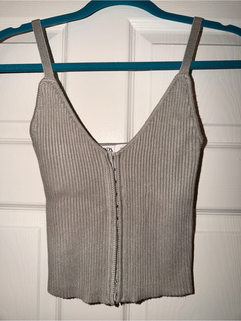 Zara Ribbed V-Neck Zip Front Tank - Light Gray